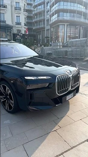 5 LUXURY Car Features That Will Change Your Life