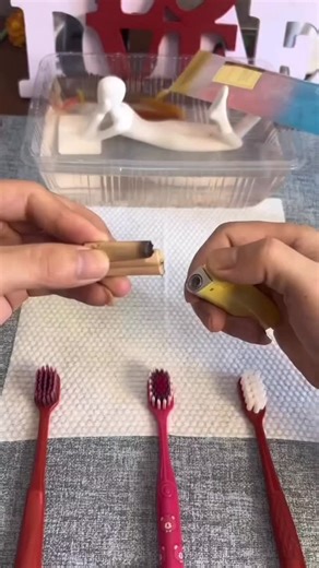 Simple Tech Finds | Amazon Finds on Instagram: "🦷 Comment "TEETH" and we'll DM you the link or check out the our bio @simpletechfinds ‼️50% OFF + Free Shipping 📦 ➡️ Tag Someone Who Would Love This🤩 🌏 Free shipping worldwide ⏳ Limited time offer"