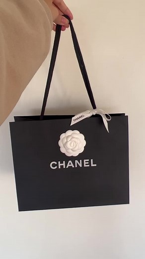 Birthday gift from @Chanel 🤍