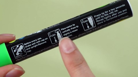 Gilprop 8 Pcs 2026 Graduation Car Decorations 8 Colors Window Markers for Glass Washable 2026 Graduates Dry Erase Chalk Markers for Car Window Wedding Glass Auto Windshield Whiteboard(6 mm)