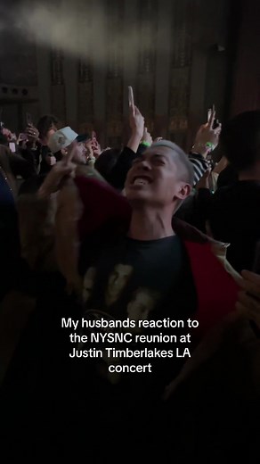 Man's Reaction to NSYNC Reunion at Justin Timberlake's LA Concert