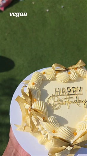 Mini vegan Birthday cake #edncakes #habeshacake #vegancake #bentocake #birthdaycake