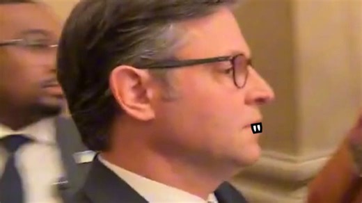 12月15日 议长约翰逊就罗布·雷纳遇害事件作出回应，但未回答有关袭击事件的问题