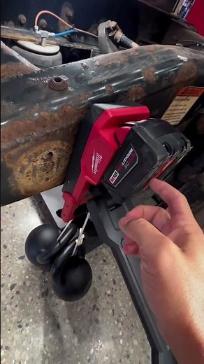 Now Available: M18™ Magnetic Extendable Boom Light 📽 @enright_automotive