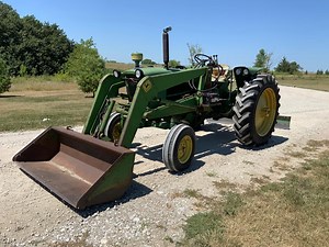 1962 John Deere 2010 2WD Tractor W/48 Loader | Agriculture