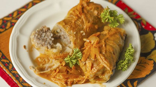 Russian Cabbage Rolls with Gravy
