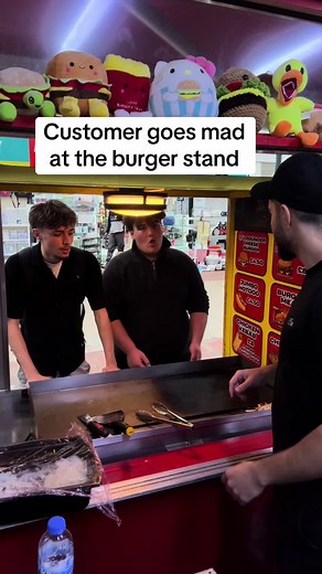 Customer Goes Mad at the Burger Stand: What Would You Do?