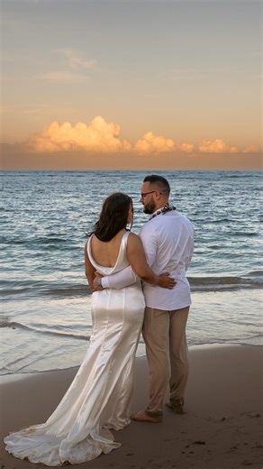 Oahu Elopement Officiant & Planner | Nicole on Instagram: "Currently staring at your elopement mood board while wearing three layers of wool and a puffer jacket. 🥶 Is it a sign? Because Hawaii is calling, and she says eloping in 80° weather is much better for the complexion. 🌴🥂 #HawaiiElopement #IslandBride #DestinationWedding #BeachBride #hawaiielopementphotographer"