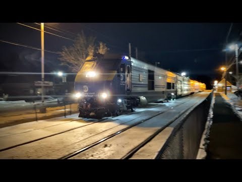 LIRR: DM30AC 518 and DE30AC 401 dominate Glen Head with their outstanding K5LAs 2/1/26