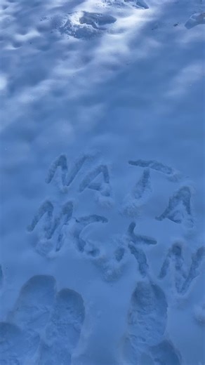 Zack White (@isomurder)’s videos with wrote ur name in the sanddd - ame