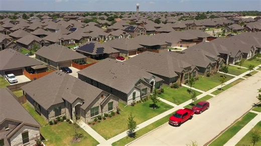 Texas lawmakers aim to wrangle rising home insurance premiums