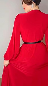 Are you dressing up for Christmas or staying in PJ’s? ❤️ This year I think I am going to wear my Red Claudia Gown on Christmas Day, it looks fabulous and glam but is so comfy and perfect for enjoying all the Christmas food and drinks! Priorities! Shop the Red Claudia Gown online and in store 💋 #deadlyisthefemale #alexandrakingfordeadly #claudiagown #christmasdress #christmasstyle #dresswithpockets #vintagereproduction | Deadly is the Female