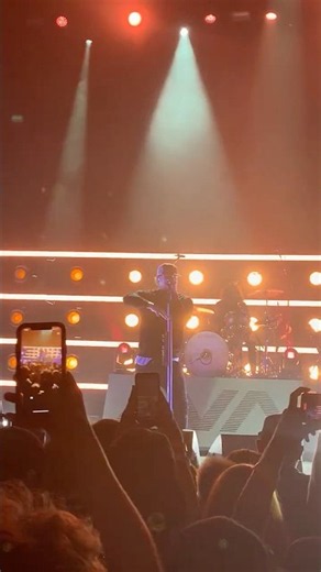 Angels & Airwaves - Surrender Live NYC 2021 #concert #ava #nyc #AngelsAndAirwaves #tomdelonge