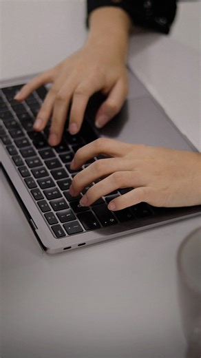 1.3K views | Free Muses, ya puedes entrar antes que todas a nuestros descuentos exclusivos  Explora prendas con hasta el 60% OFF y dale a tu clóset ese toque Free que tanto te gusta. *Aplican términos y condiciones. Exclusivo online para los suscriptores de www.freestorecol.com. No acumulable con otros descuentos. Válido del 14 al 26 de noviembre de 2025 | Free Store | Facebook