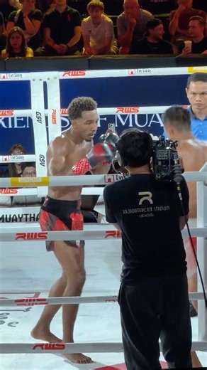 Muay Thai Champion Daniel Rodriguez KNOCKOUT
