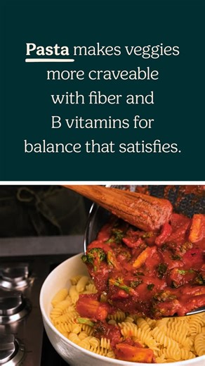 🥗 Balance starts with grains and a balanced plate starts HERE. Grain-based foods are the foundation that makes healthy eating not only possible, but also simple, affordable, and delicious. When you pair grains (think pasta, bread, tortillas, cereal) with veggies, protein or fruit, that plate instantly becomes more balanced, fueling your body and satisfying your taste buds. Whether it's a veggie-loaded pasta night, a sandwich stacked with color and crunch or a quick breakfast cereal with fruit, 