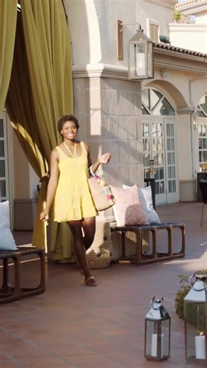 'Tis the season of savings.🎁 Enjoy 26% off your stay, a $26 nightly resort credit, and $26 parking when you book with promo code HELLO26 now through 12/25. | San Diego Mission Bay Resort