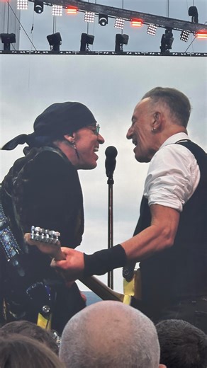 33K views · 1.9K reactions | Lost in the magic of The Boss ✨ Bruce Springsteen lighting up Belfast with ‘Dancing in the Dark’!  #SpringsteenLive #BelfastNights #DancingInTheDark | LoveBelfast | Facebook