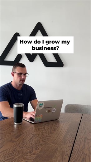 How do I grow my business? 🤔 You don’t need to guess what to charge anymore. Follow to learn how you can price your offer for consistent revenue! #entrepreneur #business #photography #onlinebusiness