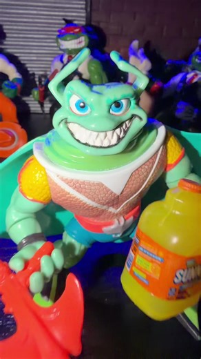 Anybody seen Bishop 👀 Let him know Ray Fillet got the JUICE 🧃 #figtok #tmnt #vintage #actionfigures #juice