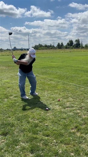 The Golf Wizard With Good Contact | The Niagara Gospel Country Club
