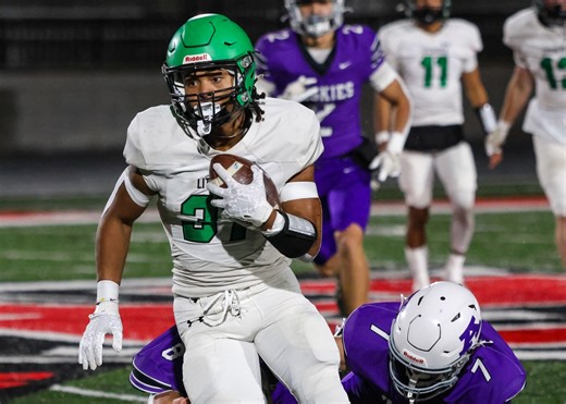 Football: Litchfield Dragons gets over the hump to beat Albany Huskies