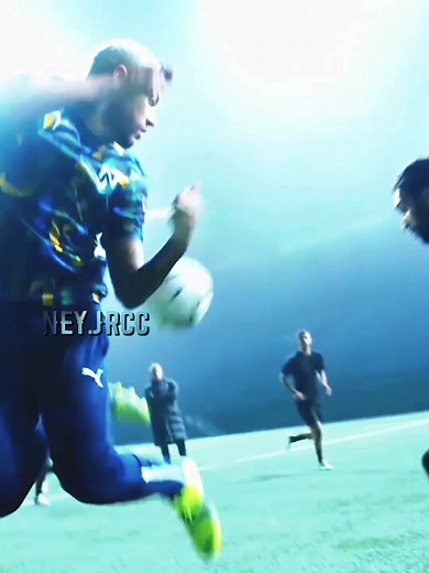 My bae skills in this ad😍#fyp #dontletthisflop #football #brazil #neymarjr #neymar #blowup #neymaredit