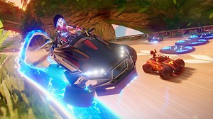 Does Disney Speedstorm feature crossplay and cross-platform compatibility features?