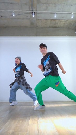 Hip-Hop Dance Steps Tutorial with Bruno Mars's 'Finesse' | Mu Channel