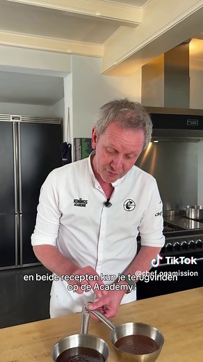 Chocoladesaus Maken: 2 Heerlijke Varianten