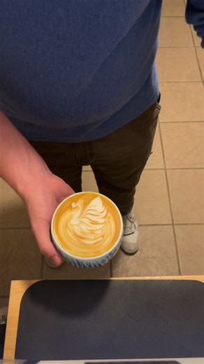 I tried just focusing on the wing today, I think I need to slow the pour and pull back faster #fyp #latteart #latte #coffeetiktok