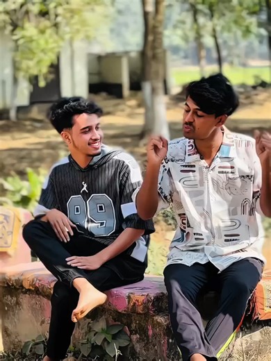 Funny Moments with Friends: Join the Laughs!