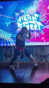 Kung Lao #mortalkombat #cosplay en el Neonet Fest 2025 #mk #mortalkombatcosplay | Sombras de Rebelión