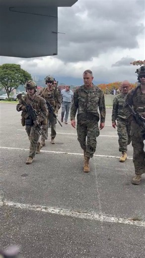 U.S. Southern Command (SOUTHCOM) has released additional footage of Commanding Gen. Francis L. Donvan boarding an MV-22B Osprey assigned to Marine Medium Tiltrotor Squadron (VMM) 263 during his trip to Caracas, Venezuela, earlier today. VMM-263 is part of the aviation combat element (ACE) of the 22nd Marine Expeditionary Unit (MEU) aboard the USS Iwo Jima (LHD 7) amphibious ready group (ARG).