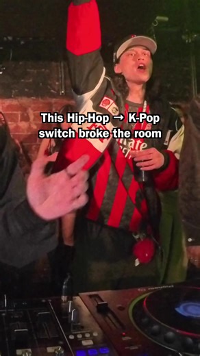 Surely this was an obvious one - timing off on this one but yall get it ✌️✌️ @CentralCee - BAND4BAND > @NewJeans - ETA w/ @Monsta Events #kpoptransition #kpop #kpopdj #wordplay #wordplaytransition