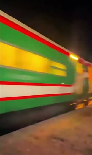 Best Speedy Train in Bangladesh | Nonstop Banalata Express | #shorts #bangladeshrailway
