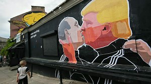 Trump: popularity slumps