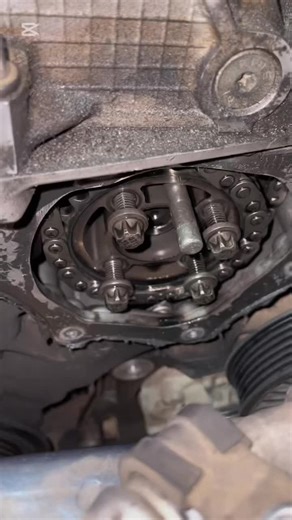 Desmontaje bomba VP44 opel zafira A #mecanica #opel #coches #carros #cars