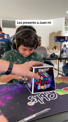 Juan Miguel Saboya Soto: Récords de Cubo Rubik en Colombia y América del Sur