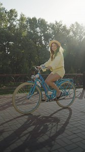 260K views · 67 reactions | ¡Estamos en modo celebración!  Gracias al programa #MisBeneficiosAFP, puedes ahorrar en tu día a día con increíbles descuentos y beneficios en múltiples marcas y productos. Conoce más en misbeneficiosafp.cl | AFP Capital | Facebook