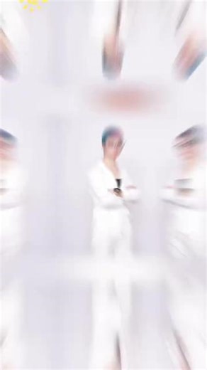 一直被模仿从未被超越，我这样的人是什么人，成功人士的拍照姿势🤝🏻，哈哈哈#原创视频 #与众不同的正能量 #职业女性 #好的照片经得起被无限放大 #成功人士