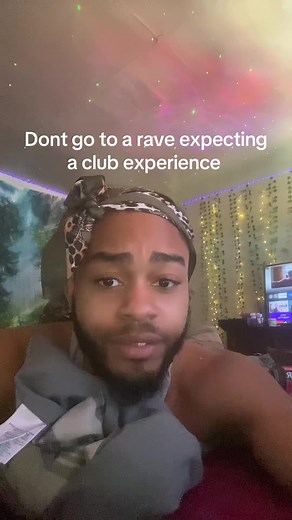Rave vs. Club Experience: What to Expect