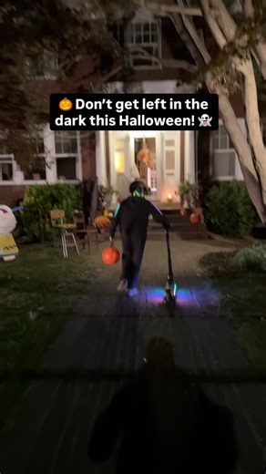 Jessica | Family Travel | East Coast Adventures | How we’re getting outside all day, every day👇 Be seen this Halloween! My kids recently got the @fanttikride_official T9 Apex and it gets a... | Instagram