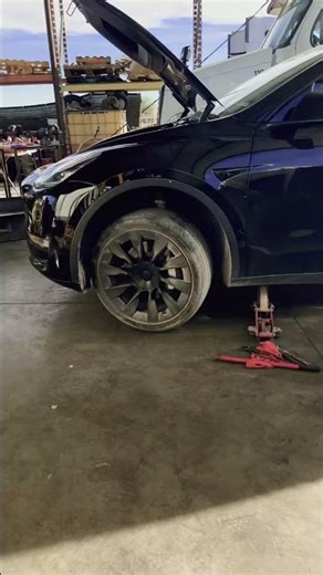 Cascadia sam chassis Tesla model Y iSX