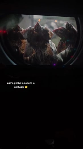 Karen Wheeler y el Demogorgon en Stranger Things 5