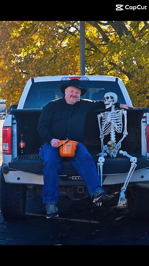 12 reactions | We shared an amazing 헧헿혂헻헸 헼헿 헧헿헲헮혁 with some great local businesses, our team, and about 150 kiddos in costumes! What a great night! | Ponderosa Steakhouse | Facebook