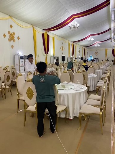 Event Setup: Transforming a Venue with Style