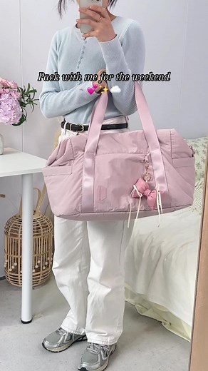 Organize Your Weekend Getaway with Stylish Bags