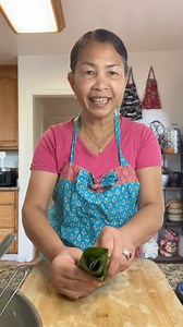Cambodian Sticky Rice Cakes នំអន្សមចេកអាំង RECIPE IN COMMENT BOX #homecooking # #cambodiandessert #recipes | Sovanna’s Cooking and recipe.