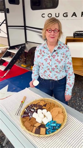 Looking to up your s'mores game? Try creating this decadent Dessert S'mores Board next time you want a classic camping treat. 😋🍫 @girlcamper1 Click the LINK IN BIO for the full recipe! 👈 #GORVING #Camping #Recipe #Smores #RV